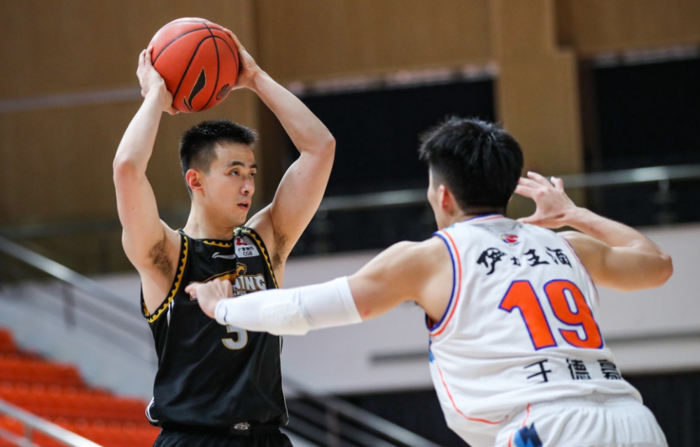 天行官方入口 -关于里程碑夜！深圳男篮造点机会，社区盾今夜刷纪录，质疑声仍在，细节决定成败的信息